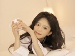 室內(nèi)弱光下拍攝人物活動，你會使用外置閃光燈還是單純提高感光度？為什么？