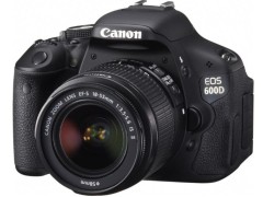 佳能eos600d對焦點(diǎn)怎么調(diào)？